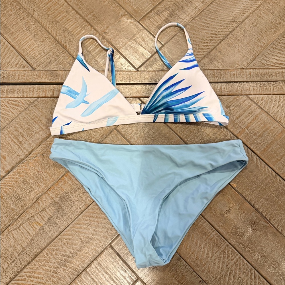 SHEIN Tropical Blue and White Bikini